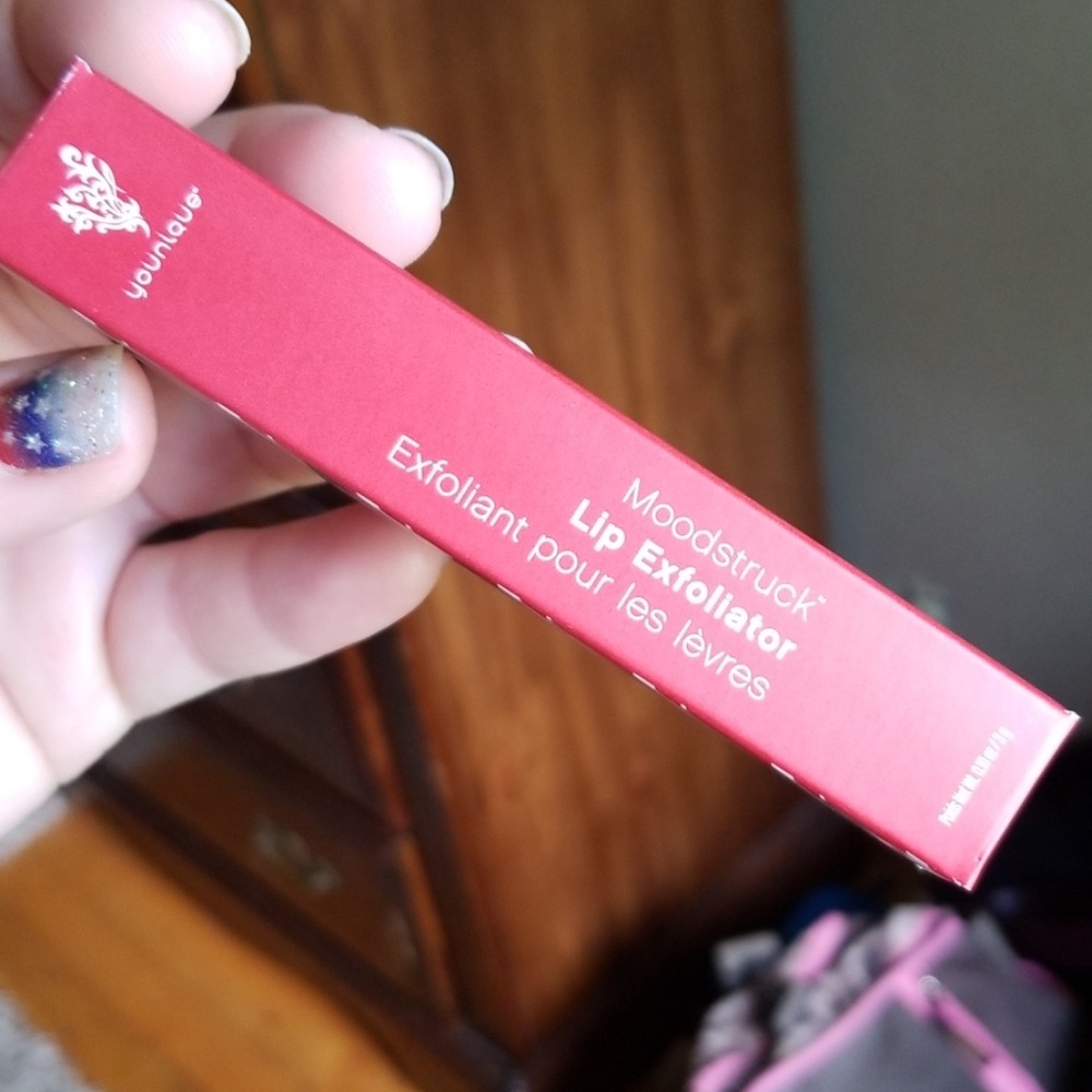 Peppermint lip exfoliator